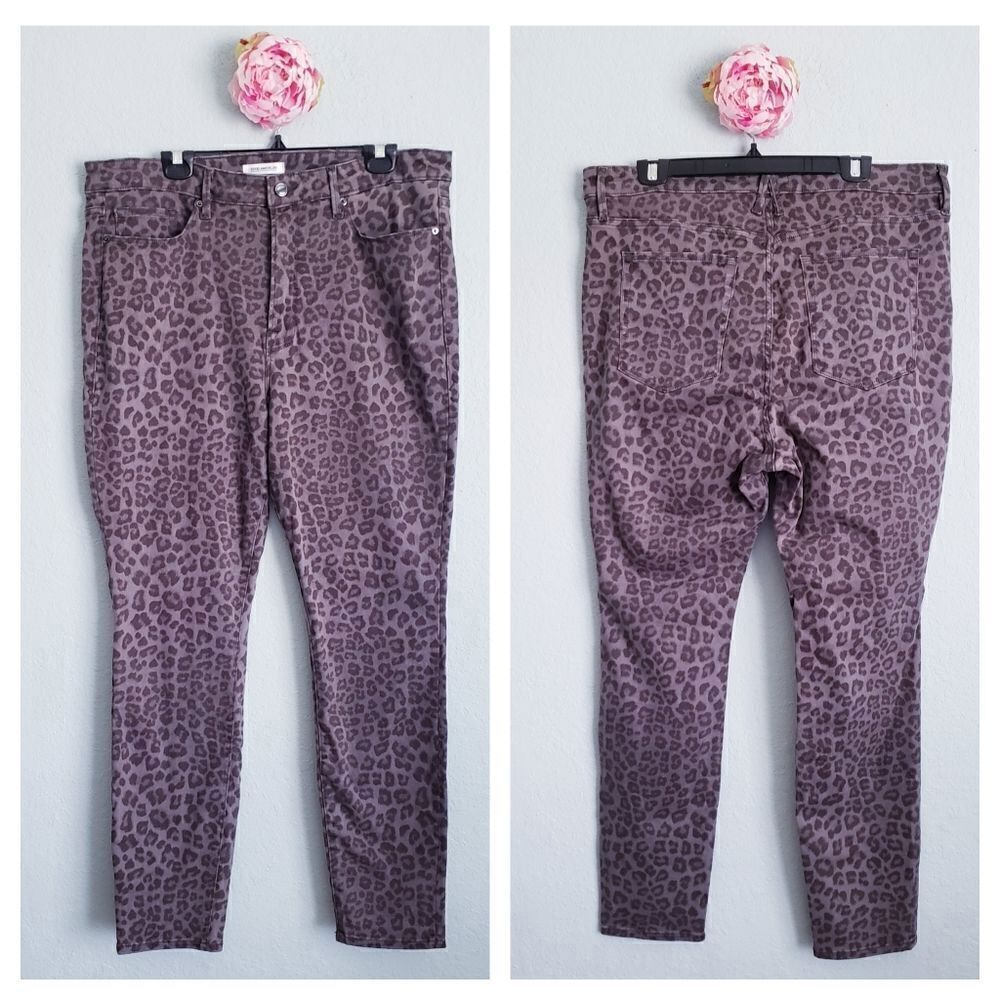 Good American Good‎ Legs High Rise Jeans in Gray Leopard
